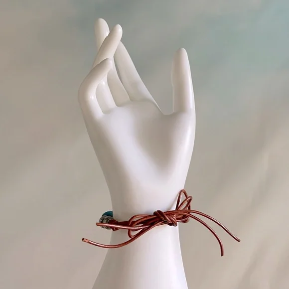 Turquoise Metal and Leather Bracelet - Picture 4 of 6